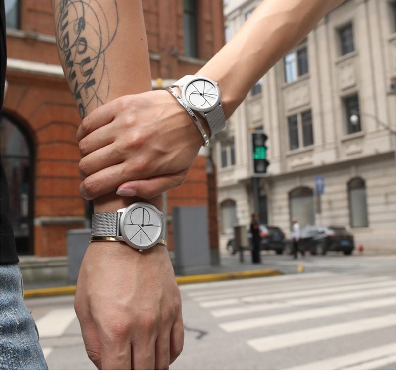 K3M5115X שעון קלווין קליין לגברים | רצועת רשת לוח כסוף CK ממותג | שנתיים אחריות | חנות שעוני אופנה לגברים בראשון לציון | CALVIN KLEIN Minimal Stainless Steel Bracelet K3M5115X