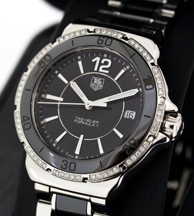 WAH1212-BA0859 שעון יוקרה של טאג הויאר יד 2 | דגם משובץ 60 יהלומים | רצועת פלדה משולבת קרמיקה | עמידות גבוהה למים | מצב חדש !! שנה אחריות | TAG Heuer Formula 1 Ladies Watch