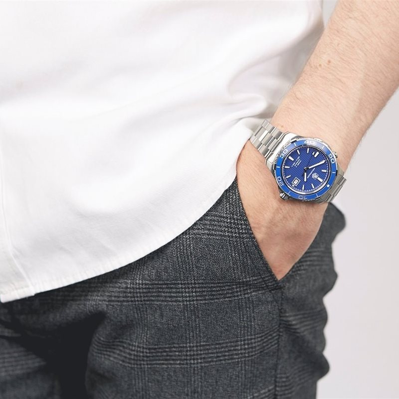 WAK2111.BA0830 שעון טאג הויאר לגברים | דגם מסדרת אקווה רייסר | לוח כחול פסים מושלם עם עמידות ל 500 מטר | קליבר 5 הידוע והמוצלח| מלאי מוגבל שנתיים אחריות | WAK2111.BA0830 TAG Heuer Aquaracer Cal 5 500