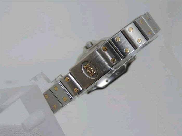 119902 שעון קרטייה סנטוס לנשים יד שנייה | דגם הדגל של קרטייה ברצועה משולבת ובאזל 18K | דגם מיוחד של תצוגת ירח אותיות רומיות ומחוג תאריכון| שנה אחריות |Cartier Santos Galbee Moon Phase 119902 Women';s