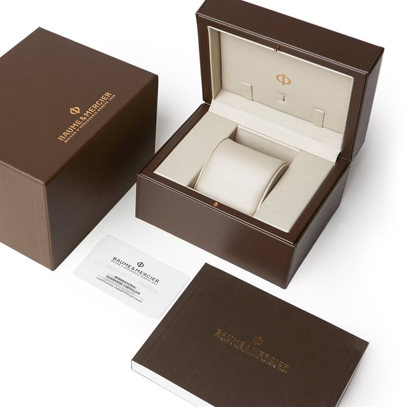 10489 שעון יוקרה של באום מרסייה לנשים | דגם מסדרת קלסימה | שעון שווצרי בלוח לבן כולל תאריכון | שנתיים אחריות | Baume & Mercier Classima Sapphire Bracelet Watch 10489