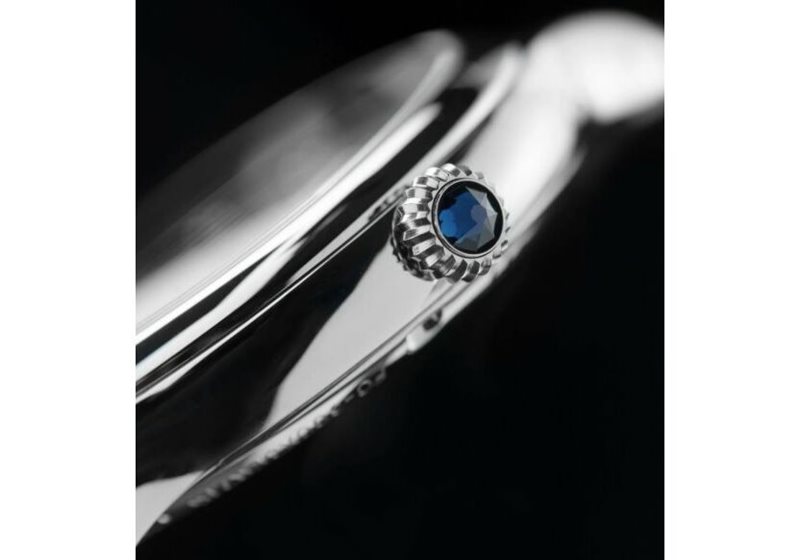 FC-306WHD3ER6B שעון כסוף יוקרתי של המותג פרדריק קונסטנט דגם אוטומט בלוח פנינה משובץ 8 יהלומים | מלאי מוגבל כולל שנתיים אחריות | Delight Automatic Diamond Ladies Watch FC-306WHD3ER6B Frederique