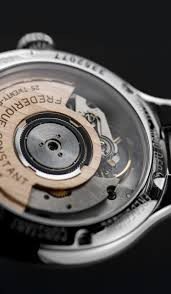 FC-306WHD3ER6B שעון כסוף יוקרתי של המותג פרדריק קונסטנט דגם אוטומט בלוח פנינה משובץ 8 יהלומים | מלאי מוגבל כולל שנתיים אחריות | Delight Automatic Diamond Ladies Watch FC-306WHD3ER6B Frederique