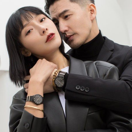 K3M514Z1 קלווין קליין דגמי 2021 החדשים לגברים | שעון שחור מושלם בלוח שחור משלוב זהב | שנתיים אחריות | מלאי מוגבל |Calvin Klein K3M514Z1 Minimal Collection Black Mesh