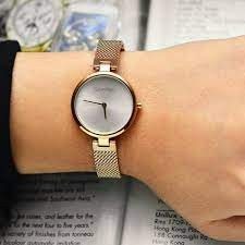 K8G23626 שעון יד קלווין קליין לנשים ברצועת רשת רוז גולד | לוח כסוף כולל שנתיים אחריות | שעוני אופנה לנשים | Buy Calvin Klein Analogue Silver Dial Women';s Watch - K8G23626