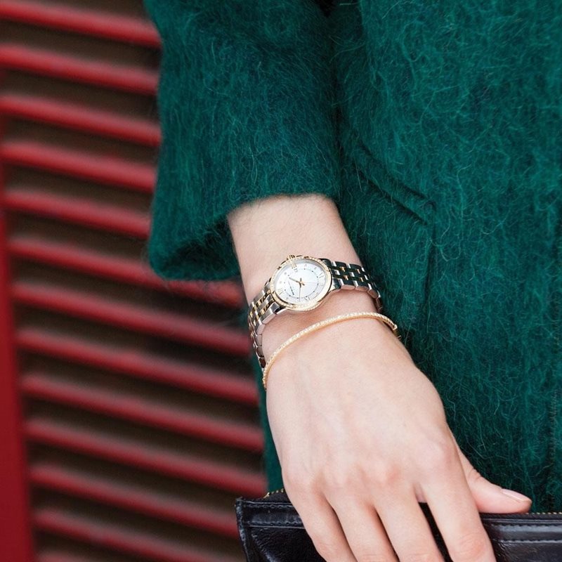 5391-STP-00995 שעון ריימונד ווייל יוקרתי לנשים מסדרת טנגו | דגם טוטון זהב צהוב לוח לבן פנינה משובץ 8 יהלומים וספרות רומיות | מלאי מוגבל | שנתיים אחריות Raymond Weil Tango Ladies Two Tone 5391-STP-0099