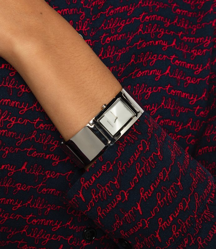 K9C2N116 שעון קלווין קליין לנשים דגם בעיצוב צמיד מהקולקצייה החדשה | דגם מיני כולל שנתיים אחריות | | Calvin Klein Polished Quartz Silver Dial Steel Ladies Watch K9C2N116