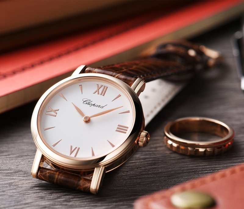 127387-5201 שעון יוקרה של שופארד לנשים | דגם 18K רוז גולד בלוח לבן | שעון דק במיוחד | שנתיים אחריות | שעוני יוקרה לנשים במבצע | Chopard Classic 18kt Rose Gold Ladies Watch 127387-5201