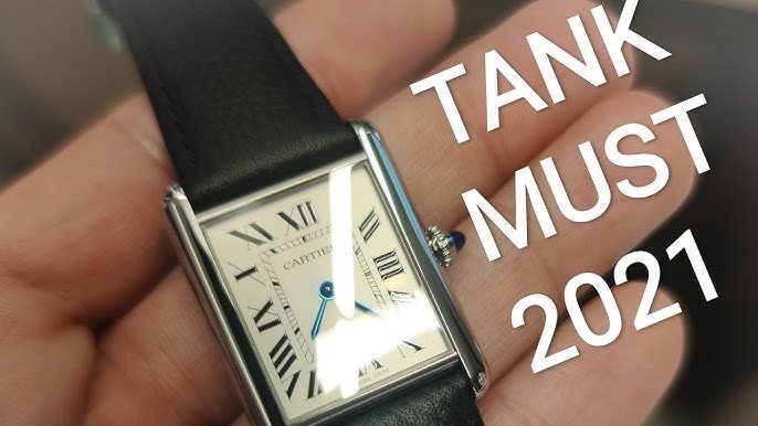 WSTA0041 שעון קרטייה טנק מלבני לנשים | שיא האופנה בשעון אחד | לוח לבן רומי ברצועת עור | אחריות בין לאומית | מלאי מוגבל | Cartier Tank Must, Large model, quartz movement, steel
