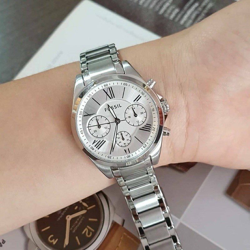 BQ3035 שעון יד אופנתי לנשים של פוסיל | דגם כרונוגרף כולל שנתיים אחריות |{ חנות שעוני אופנה בראשון לציון | מלאי מוגבל | Modern Courier Midsize Chronograph Stainless Steel Watch - BQ3035 at Fossil.