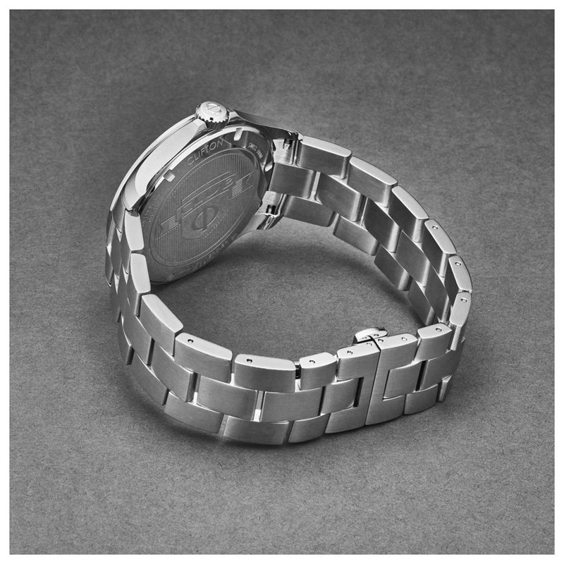 10412 שעון יוקרה של באום מרסייה לגברים | דגם בלוח שחור וכתום | מחוגים ואינדקס זוהרים בחושך | כולל שנתיים אחריות | מלאי מוגבל | Baume & Mercier Clifton Club Quartz Black Dial Stainless Steel 10412