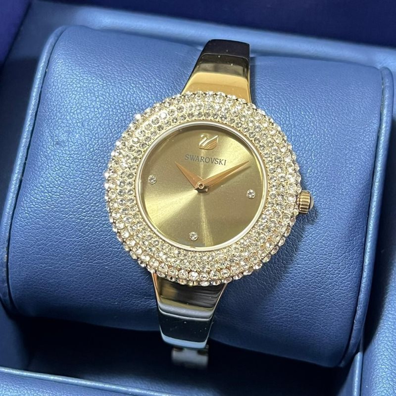 5484045 שעון יד סברובסקי זהב משובץ אבני סברובסקי בבאזל ובלוח | שעוןיד בסגנון צמיד | שעון אופנתי יוקרתי לאישה | Swarovski Crystal Rose Watch Metal bracelet, Golden 5484045