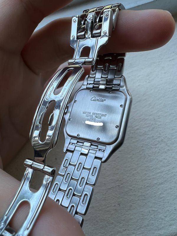 1300 שעון קרטייה פנתר יד 2 במצב מצויין הדגם הגדול לארג דגם יוניסקס בלוח רומי לבן | שעון יוקרה יד שנייה כולל שנה אחריות | Cartier Panthere Jumbo Reference 1300 Stainless Steel