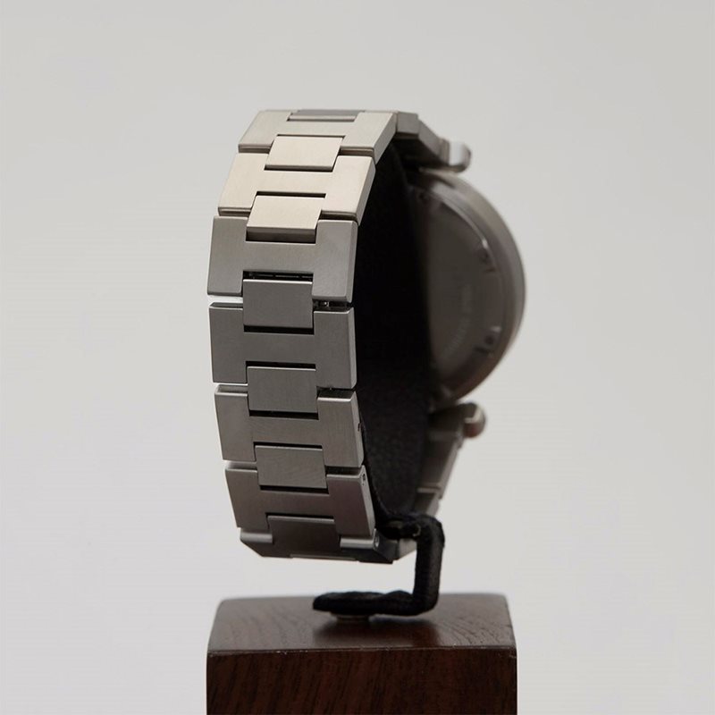 2475 שעון קרטייה פאשה יד 2 סט מלא במצב מצויין אוטומטי ביג דייט יוניסקס 35 מ';';מ | לוח לבן מחוגים כחולים | שנתיים אחריות Cartier Pasha 2475 White Dial Steel Watch