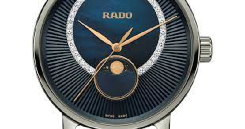 R14055905 שעון יוקרה של ראדו לנשים | דגם מיוחד בלוח כחול עם תצוגת ירח משובץ יהלומים | מלאי מוגבל | שנתיים אחריות | Rado DiaMaster Moonphase Diamonds Watch R14055905