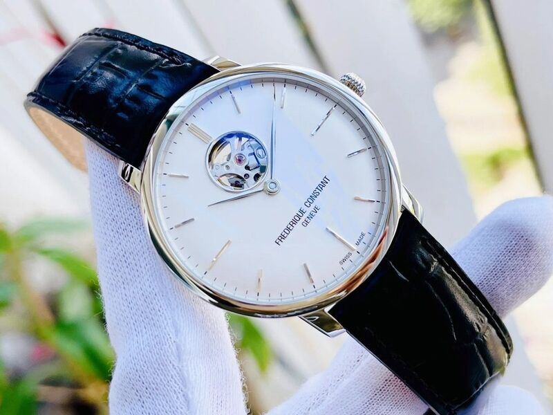 FC-312S4S6 שעון יוקרה אוטומטי של פרדריק קונסטנט לגברים לוח לבן לב פתוח מסדרת סלים ליין | רצועת קרוק | שנתיים אחריות | Frederique Constant Slimline Heart Beat Automatic Men';s Watch FC-312S4S6