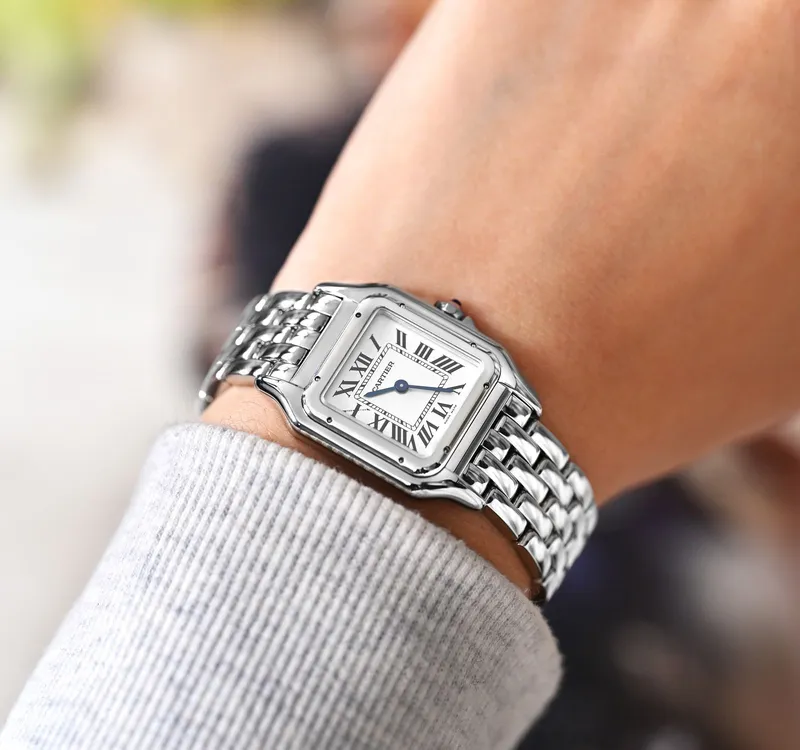 WSPN0007 שעון קרטייה פנתר מדיום | שעון סטיל בלוח לבן רומי | 8 שנים אחריות בינלאומית | מלאי מוגבל | Cartier Medium Model Silver Dial Ladies Watch WSPN0007 by Cartier