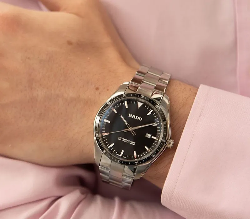 R-05023015 שעון ראדו יבואן רשמי לגברים מסדרת הייפרכרום | לוח שחור זרחני | שעון ספורטיבי אלדנטי | 5 שנים אחריות | Rado HyperChrome 45mm Mens Watch R32502153