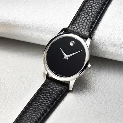 0607015 שעון מובאדו כסוף מסדרת מוזיאון בלוח שחור אלגנטי עם רצועת עור שחורה | שנתיים אחריות | Movado Museum Classic Black Dial Black Leather Ladies 0607015