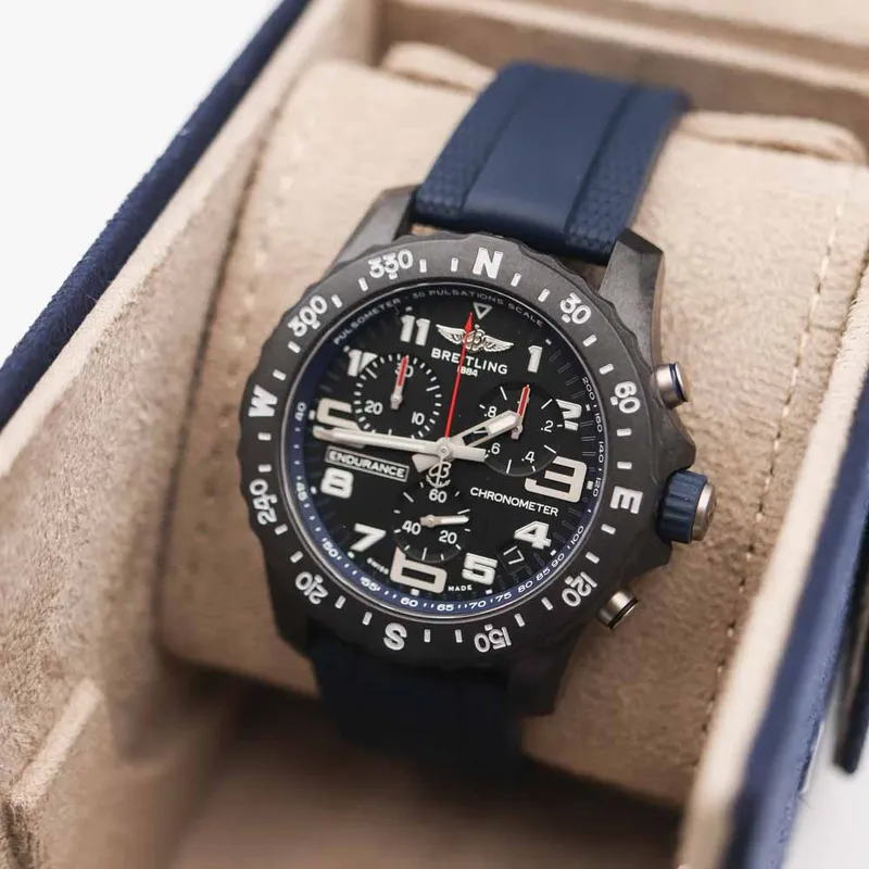 X82310D51B1S2 שעון ברייטלינג לגברים מהסדרה החדשה | דגם סופר קל וחזק | כרונוגרף ברצועת ספורט | 5 שנים אחריות | New Breitling Endurance Pro 44MM Men';s Watch X82310D51B1S2