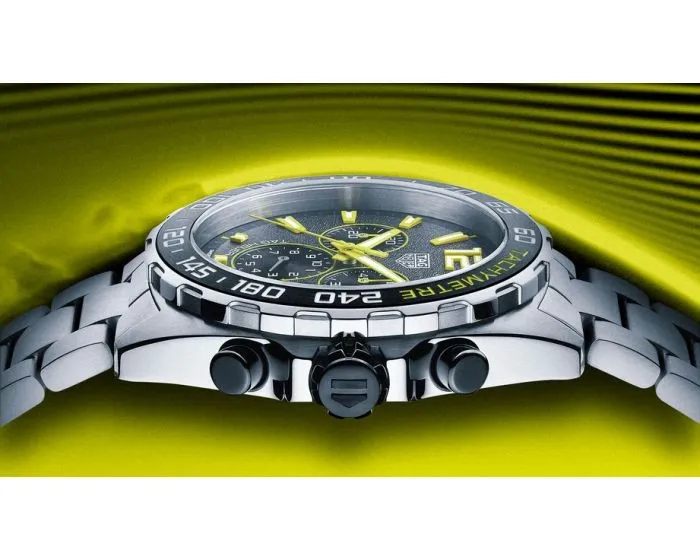 CAZ101AG.BA0842 שעון טאג הויאר פורמולה 1 לגברים בלוח אפור מיוחד | דגם כרונוגרף עם מחוגים זוהרים | שנתיים אחריות | Tag Heuer Formula 1 Chronograph Quartz Grey Dial Men';s CAZ101AG.BA0842