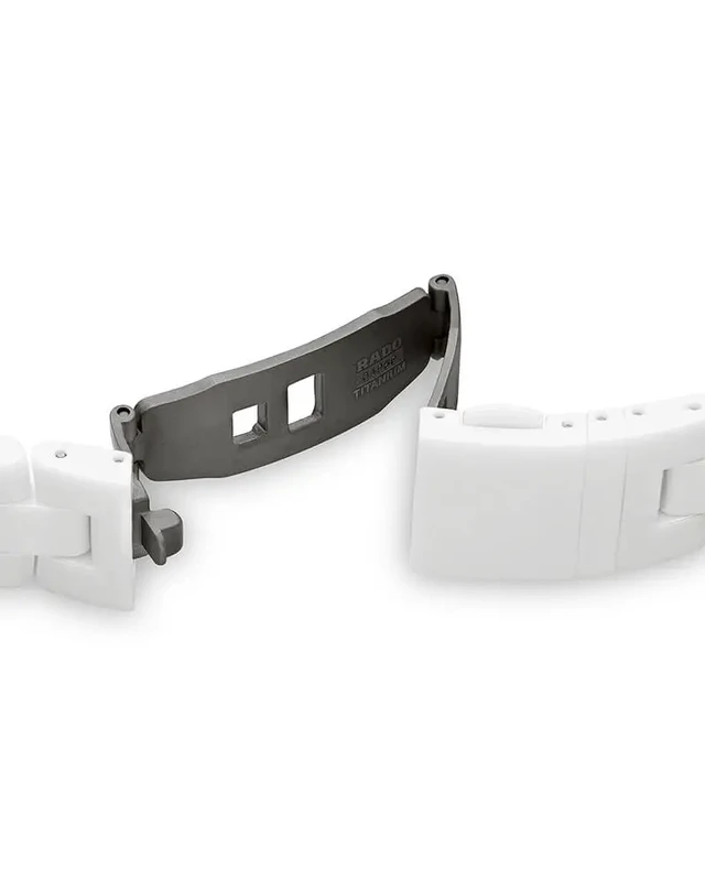 R-01263090 שעון ראדו מיוחד לנשים יבואן רשמי | RADO הייפרכרום קרמי לבן משולב זהב רוז משובץ יהלומים בבאזל לוח פנינה מיוחד | 5 שנים אחריות | R32126902 Rado HyperChrome Diamonds Swiss watch