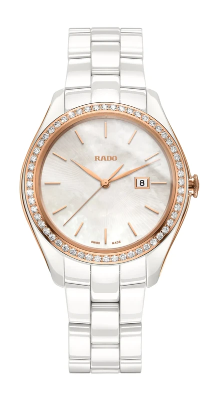 R-01263090 שעון ראדו מיוחד לנשים יבואן רשמי | RADO הייפרכרום קרמי לבן משולב זהב רוז משובץ יהלומים בבאזל לוח פנינה מיוחד | 5 שנים אחריות | R32126902 Rado HyperChrome Diamonds Swiss watch