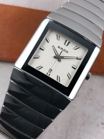 R13432142 שעון ראדו יד 2 | דגם קרמיקה כסופה | שעון מסדרת סינטרה בלוח לבן | כולל תעודות קופסא ואחריות | Rado Sintra Men';s Quartz Watch R13432142 for sale