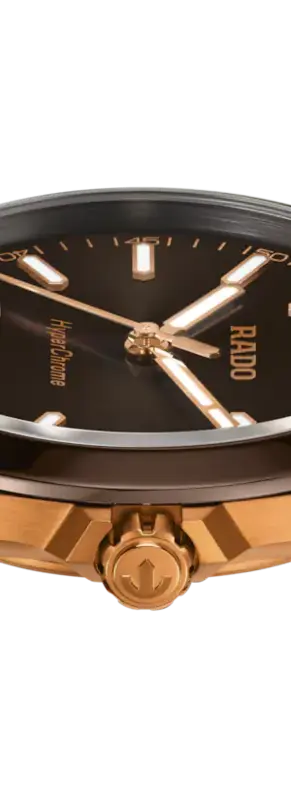 R62813130 | R32281309 שעון ראדו יבואן רשמי לגברים | דגם חדש מסדרת הייפרכרום | דגם ספורט אלגנטי ברצועת סיליקון חומה | לוח חום זרחני | Rado Hyperchrome Brown Dial Rubber Strap Watch R32281309