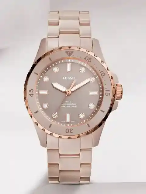 CE1111 שעון לאישה של פוסיל | דגם חדש בצבע ניוד | שעון קרמיקה בלוח קריסטלים | שעוני אופנה יוקרתיים | FB-01 Three-Hand Salted Caramel Ceramic Watch CE1111
