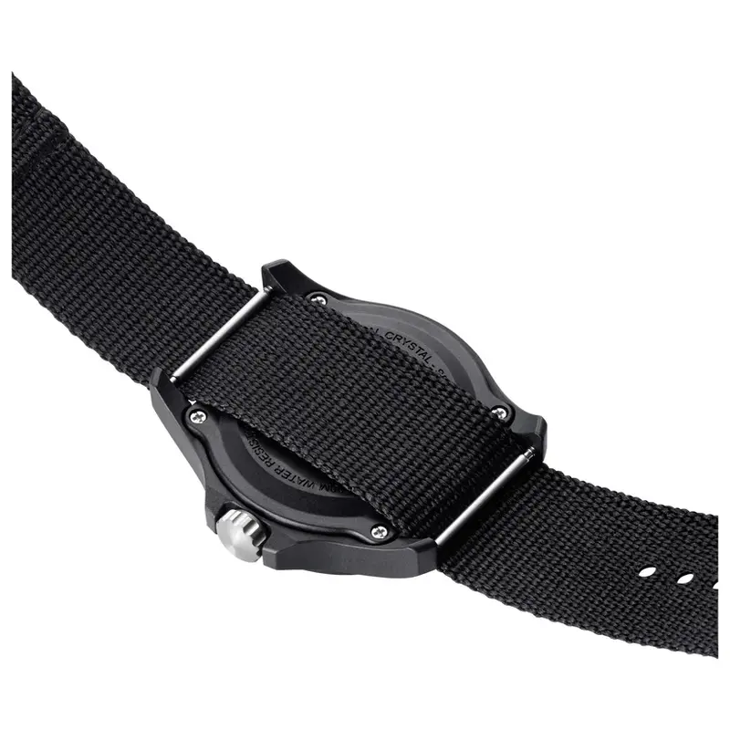 X2.BD02.1 שעון יד לומינוקס לגברים | דגם ברצועת בד | לוח מספרים שחור | שנתיים אחריות | מלאי מוגבל | Luminox Men';s Patagonia 43mm Quartz Watch X2.BD02.1