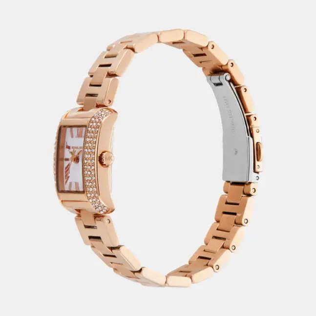 MK7512SET שעון סט עם צמידים של מייקל קורס לנשים | לוח רומי | באזל משובץ זרקונים | שנתיים אחריות | מלאי מוגבל |Michael Kors Women';s Emery Set White Dial Watch - MK7512SET