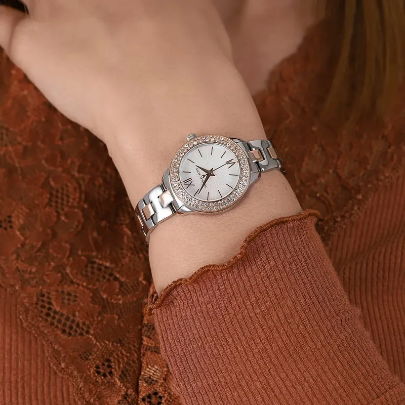 MK4559 שעון מייקל קורס לאישה יבואן רשמי | דגם חדש משולב זהב רוז | מובץ זרקונים | לוח לבן פנינה פסים | שנתיים אחריות פלאנט טיים | Michael Kors Ladies Watch Liliane MK4559