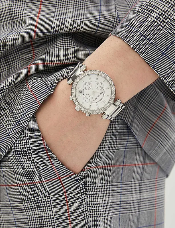 MK5353 שעון מייקל קורס לאישה יבואן רשמי | דגם כרונוגרף גדול בלוח לבן משובץ קריסטלים | שנתיים אחריות פלאנט טיים | Michael Kors Ladies Parker Watch MK5353