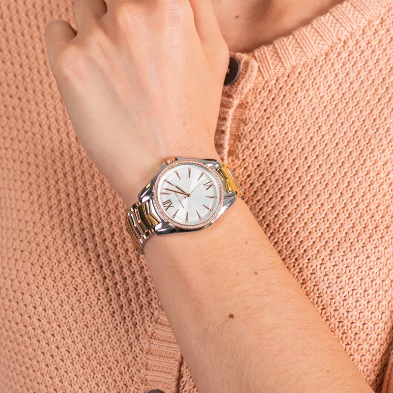 MK6686 שעון מייקל קורס יבואן רשמי | דגם חדש לאישה ברצועת פלדה משולבת 3 צבעים | לוח לבן מהמם | דגם קריסטלים| שנתיים אחריות פלאנט | מלאי מוגבל | Whitney Crystal White Sunray Dial Ladies Watch MK6686