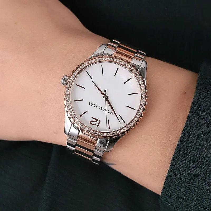 MK6849 מייקל קורס יבואן רשמי לאישה | דגם חדש בלוח לבן | שעון גדול משולב זהב רוז | באזל זרקונים | שנתיים אחירות פלאנט טיים | Original Michael Kors Watch For Women Layton MK6849