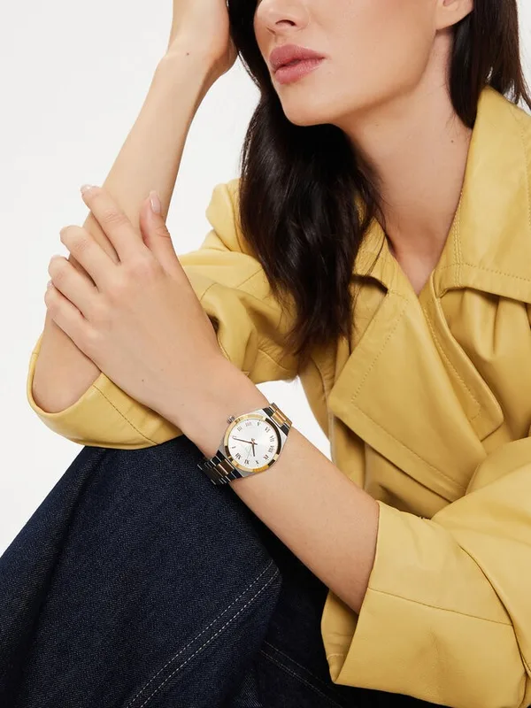 MK7464 שעון מייקל קורס יבואן רשמי לנשים | דגם משולב זהב | לוח רומי לבן קלאסי ואלגנטי | מלאי מוגבל | כולל שנתיים אחריות פלאנט |Michael Kors Lennox Steel Bracelet White Dial Women';s Watch MK7464