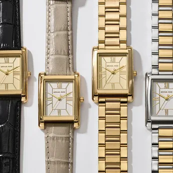 MK4965 שעון מייקל קורס חדש לאישה | יבואן רשמי 100% מקורי | דגם מלבני זהב ברצועתצ עור שחורה | שנתיים אחריות פלאנט טיים | Michael Kors Essex Women';s Watch MK4965