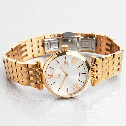 GC-X57003L1S שעון GC שווצרי לאישה | דגם רוז גולד בלוח רומי עם תאריכון | שעון אופנתי איכותי כולל שנתיים אחריות יבואן רשמי | Guess Collection Rose Gold Tone 28mm Silver Dial Women';s Watch X57003L1S