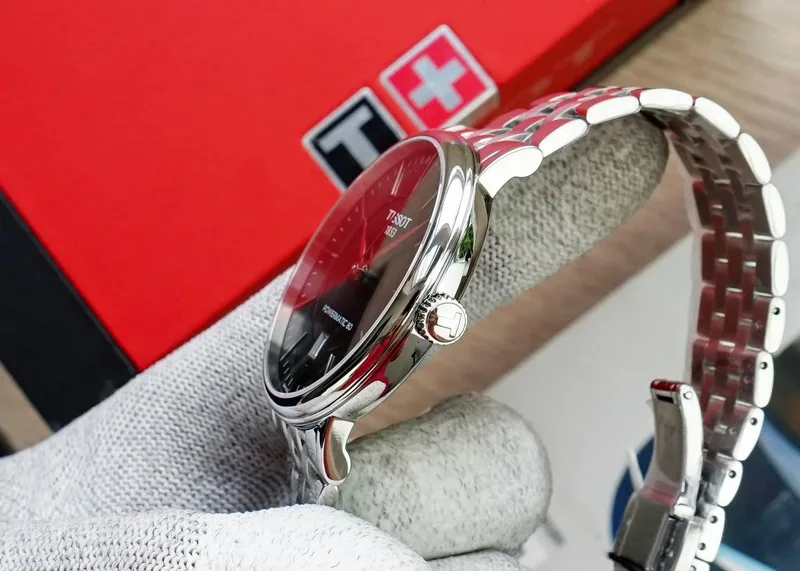 T122.407.11.051.00 שעון אוטומטי 80 שעות לגברים של טיסו | דגם חדש קלאסי אלגנטי בלוח שחור עם תאריכון | TISSOT Carson Premium 40MM Black Dial Men';s Watch T1224071105100