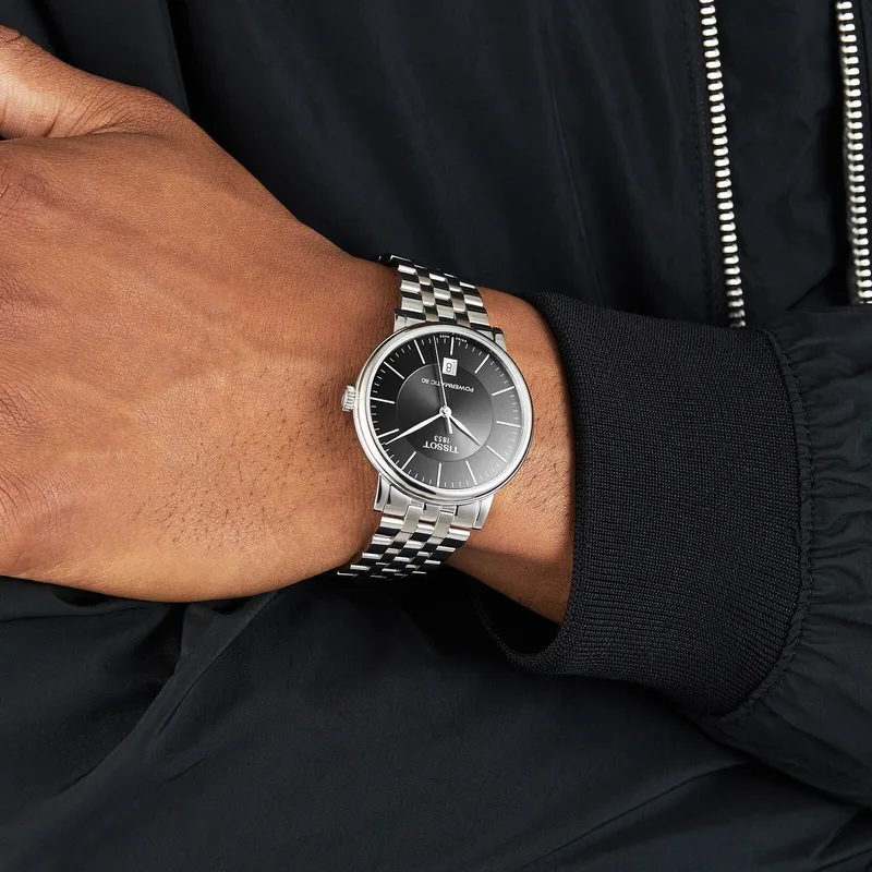 T122.407.11.051.00 שעון אוטומטי 80 שעות לגברים של טיסו | דגם חדש קלאסי אלגנטי בלוח שחור עם תאריכון | TISSOT Carson Premium 40MM Black Dial Men';s Watch T1224071105100