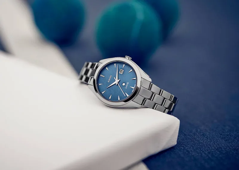 R-60273096 | R32027962 שעון יוקרתי ומיוחד של ראדו לאישה | דגם קרמיקה פלאזמה מסדרת הייפרכרום בלוח כחול פנינה משובץ מהדורה מוגבלת 996 יחי בעולם 5 שנים אחריות יבואן רשמי Ash Barty II Limited Edition