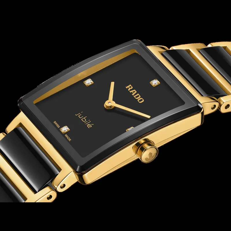 R-62523070 | R20252702 שעון ראדו יבואן רשמי לנשים | דגם חדש 2026 ברצועת קרמיקה משולבת זהב | למשובץ 4 יהלומים | 5 שנות אחריות | RADO Integral Quartz Women 23 mm R20252702