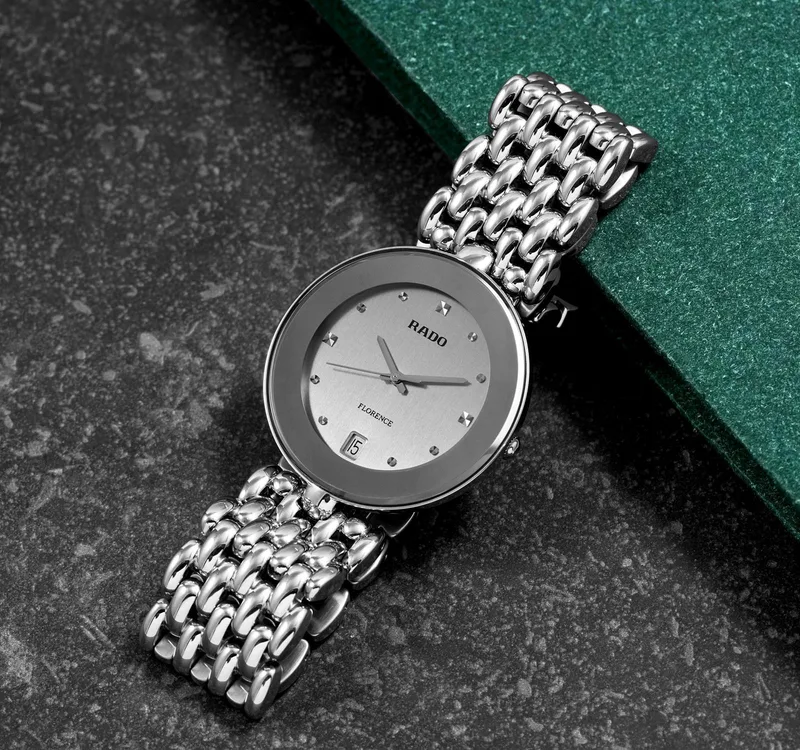 R-37924010 שעון ראדו יד 2 לאישה מסדרת פלורנס | 35 מ';';מ הגודל הכי גדול | לוח כסוף | שעון כמו חדש כולל אחריות כל הכרטיסים וקופסא | Rado Florence Steel R48792103 Watch