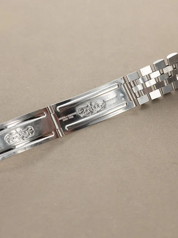 1601 שעון רולקס דיג';אסט 36 מ';';מ יוניסקס יד 2 | שעון בלוח כסוף לאחר טיפול | 6 חודשים אחריות | רצועת ג';ובלי | באזל זהב לבן 18K | Rolex Datejust Vintage Ref.1601 Steel & Gold 36mm