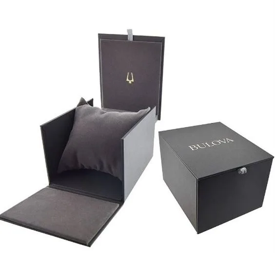 96D156 שעון יד בולובה אלגנטי ספורטיבי לגברים | דגם בלוח שחור מיוחד משובץ 8 יהלומים | שנתיים אחריות | מלאי מוגבל | Bulova Men';s 96D156 Diamond Accent Watch