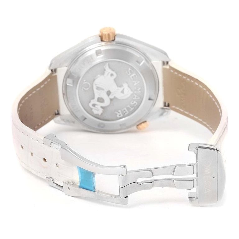 שעון אומגה יד 2 מדהים ביופיו סימאסטר קו אקסיאל יוניסקס 42 מ';מ 18 קראט באזל ושיבוץ מקורי מהחברה | OMEGA PLANET OCEAN 600M CO-AXIAL 42 MM 222.28.42.20.04.001 DIAMOND Steel & 18K red gold on leather stra