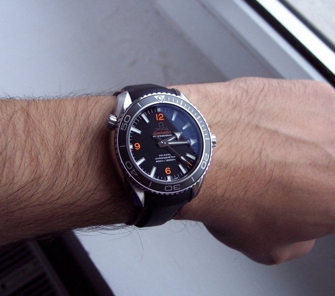 שעון יד אומגה פלאנט אושן יד שנייה | שנה אחריות | שעון יוקרה לגבר יד 2 במצב מעולה | סט מלא | 600 Seamaster Planet Ocean 600M OMEGA Co-Axial 45.5 mm