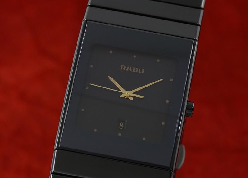 שעון ראדו יד שנייה קרמיקה דגם בינוני 27 מ';';מ | שנה אחריות במצב מצויין - שעונים יד 2 במבצע | Rado Ceramica 152.0347.3 Quartz Men watch with Ceramic Strap