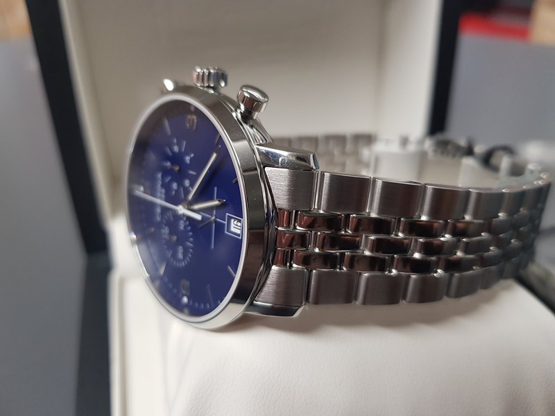 C035.417.11.047.00 שעון סרטינה מסדרת קיימנו החדשה קולקציית שעוני יד לגברים | דגם כרונוגרף בלוח כחול מיוחד | 5 שנים אחריות יבואן רישמי בישראל | Certina DS Caimano Chronograph C035.417.11.047.00 from